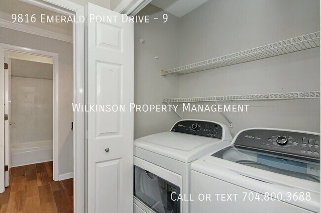 Building Photo - 9816 Emerald Point Dr