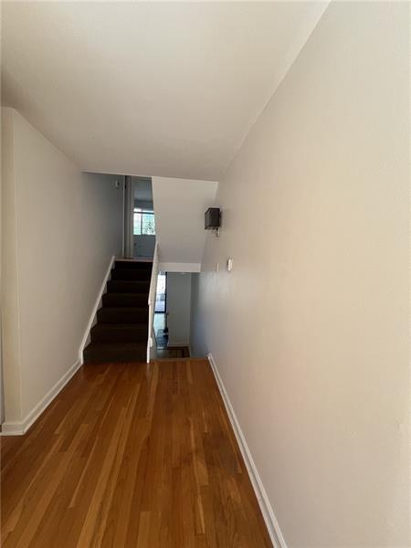 Building Photo - 332 Hailman St