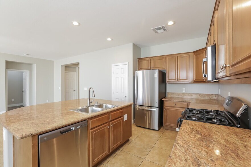 Building Photo - 7532 Port Orchard Ave