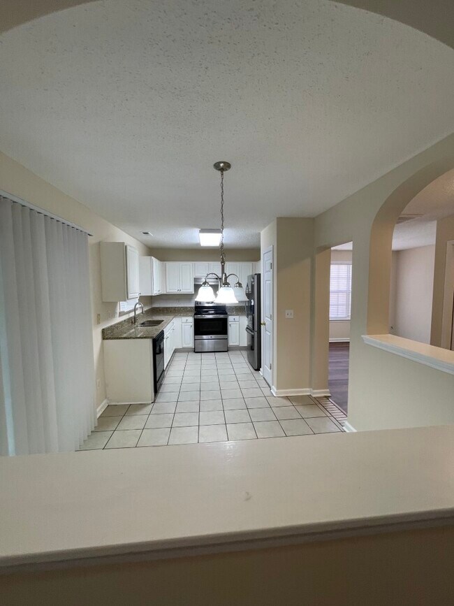 Building Photo - 113 Gingerlilly Ct