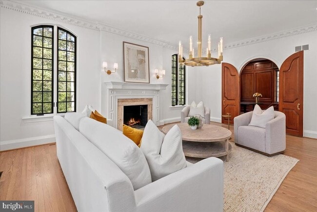 Building Photo - 10816 Barn Wood Ln