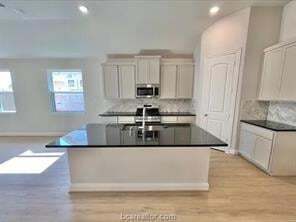 Building Photo - 4045 Houberry Lp