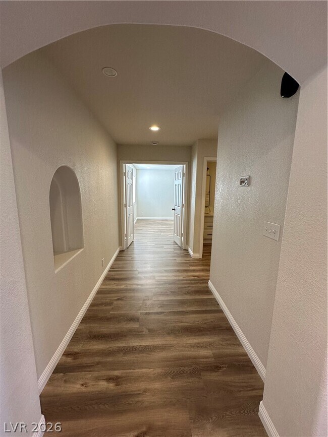 Building Photo - 1034 Skysail Dr