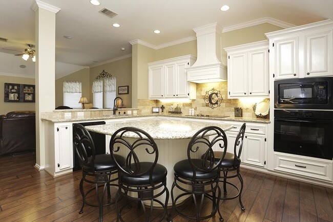 Building Photo - 26634 Clear Mill Ln