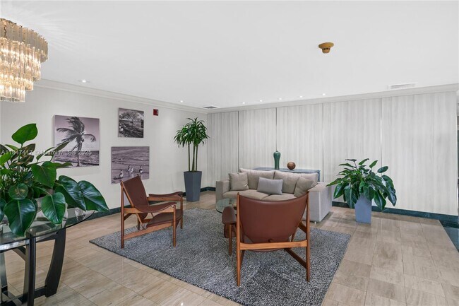 Building Photo - 1408 Brickell Bay Dr