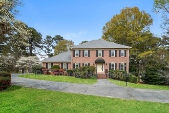 Building Photo - 938 Lost Valley Dr SE