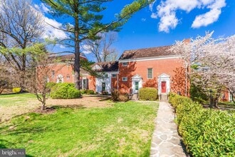 Building Photo - 3282 Martha Custis Dr