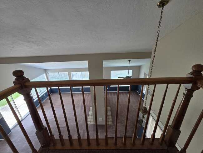 Building Photo - 8530 Lake Crystal Dr