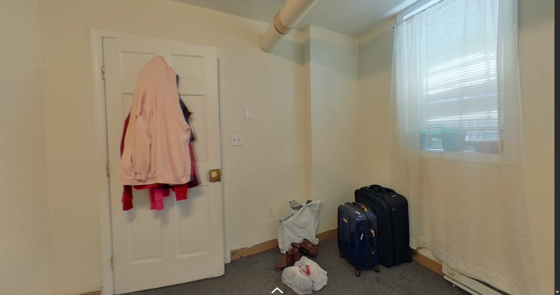 Building Photo - 142 Hemenway St