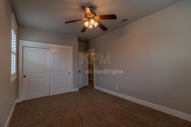 Building Photo - 2550 Plymouth Oaks Ct