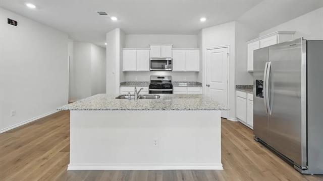 Building Photo - 505 Lansdowne Dr