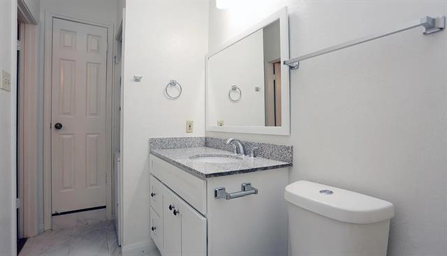 Building Photo - 9254 Forest Ln