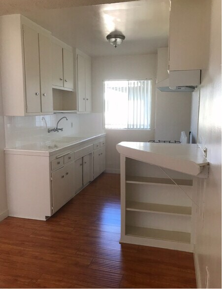 Building Photo - 8200 Owensmouth Ave