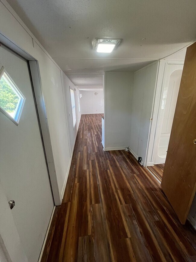 Building Photo - 5 Water Oak Ln