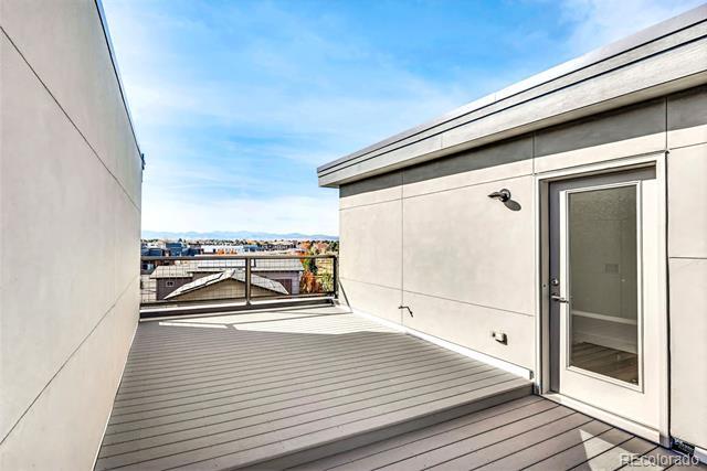 Building Photo - 16 Oneida Ct