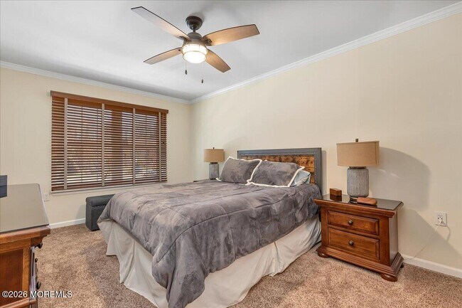 Building Photo - 114 Wellington Pl