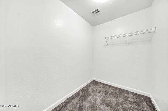 Building Photo - 7859 W Redbird Rd