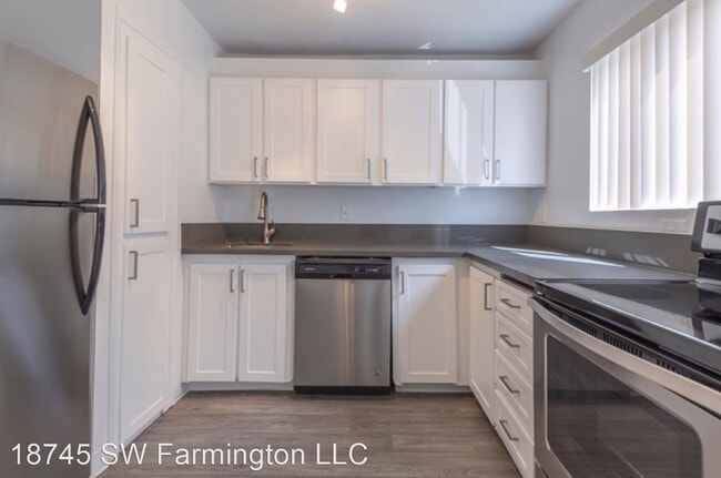 Building Photo - 18745 SW Farmington Rd
