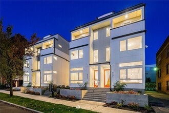 Building Photo - 632 10th Ave E