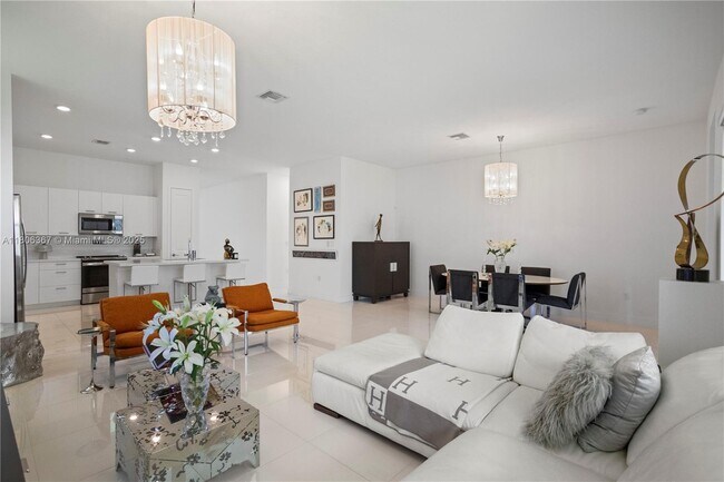Building Photo - 4407 SW 175th Ave