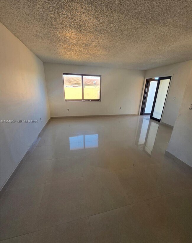 Building Photo - 20702 SW 121st Ct