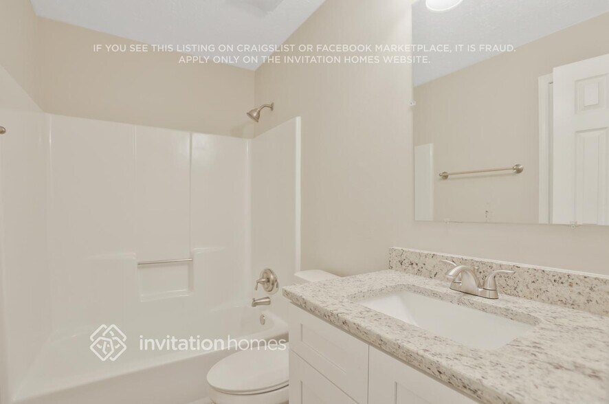 Building Photo - 1136 Norfolk Dr NW