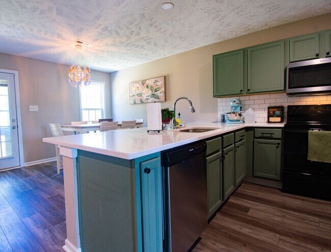 Building Photo - 4918 Yorkchester Dr