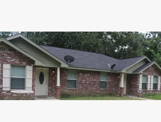 Primary Photo - 14018 Contemporary Ln