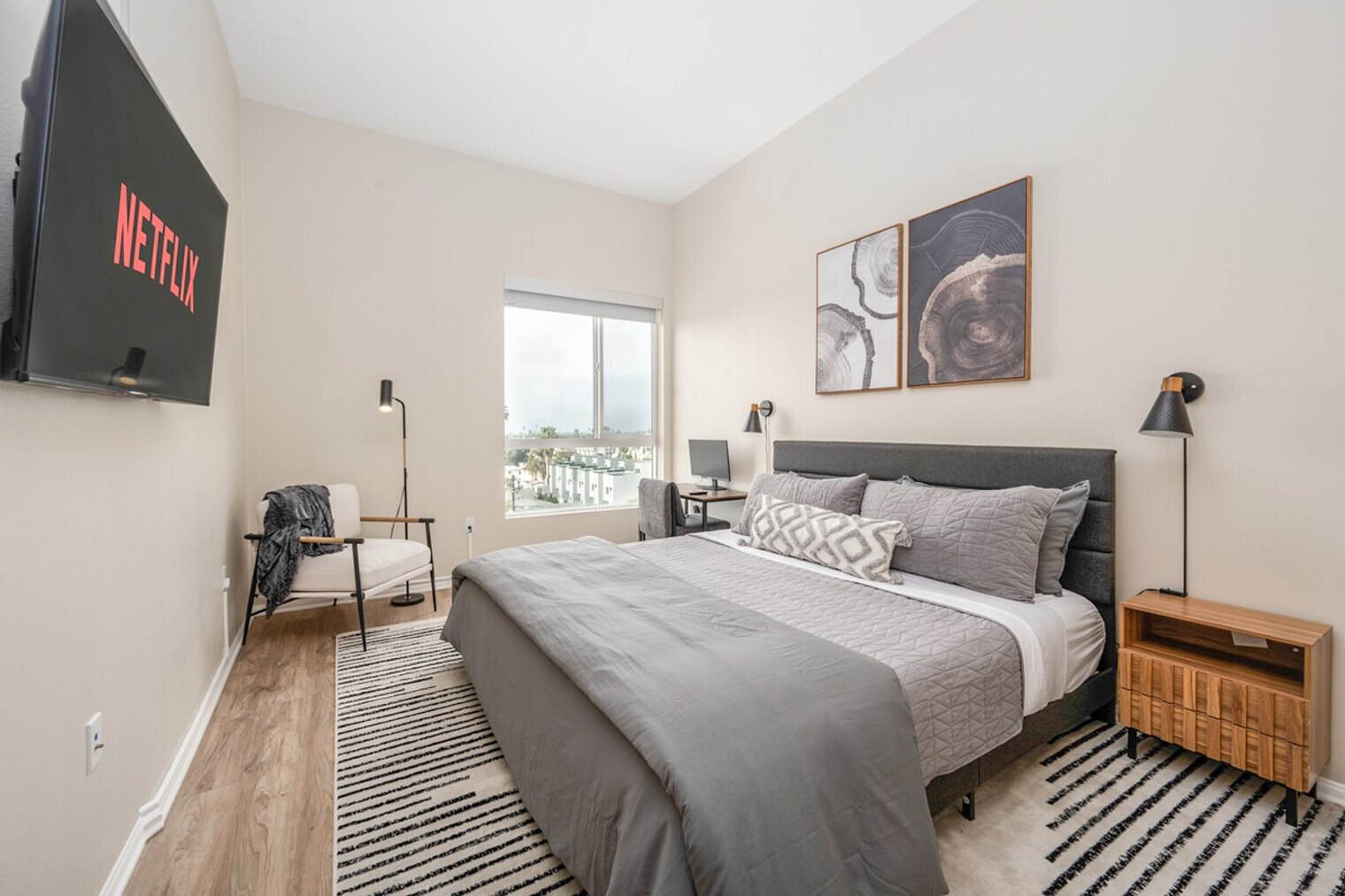 Building Photo - 4384 Iowa St