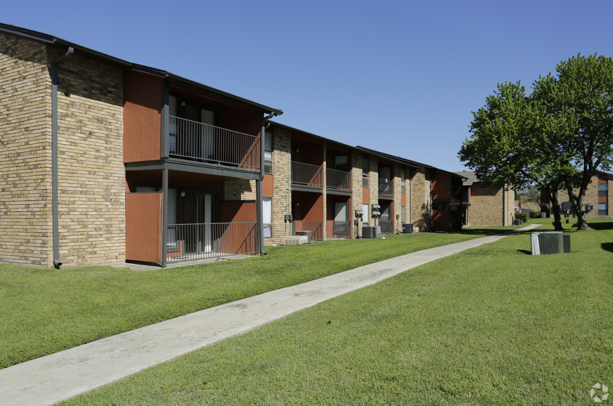 Building Photo - Bay Colony