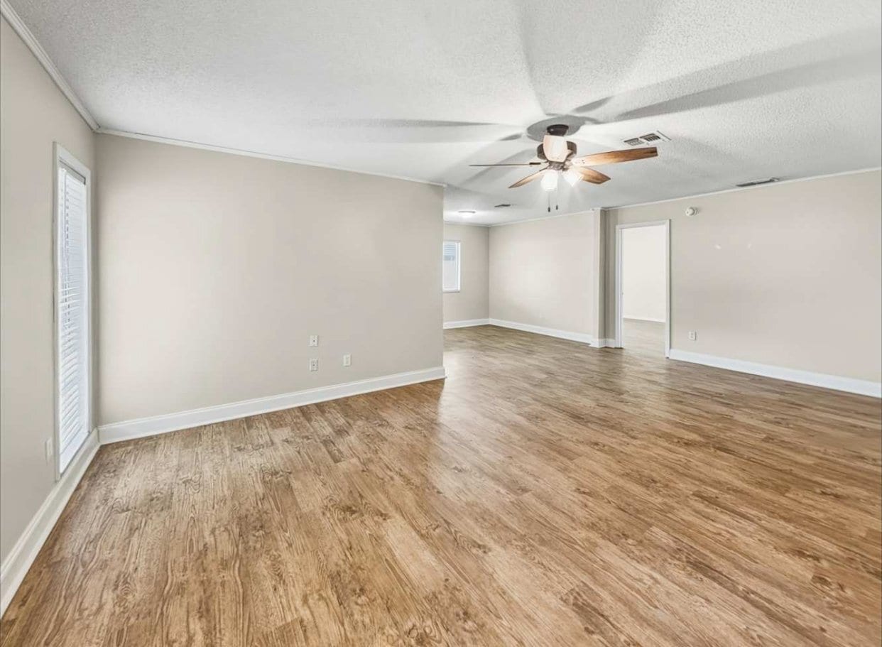 Building Photo - 1195 La Mesa Ave