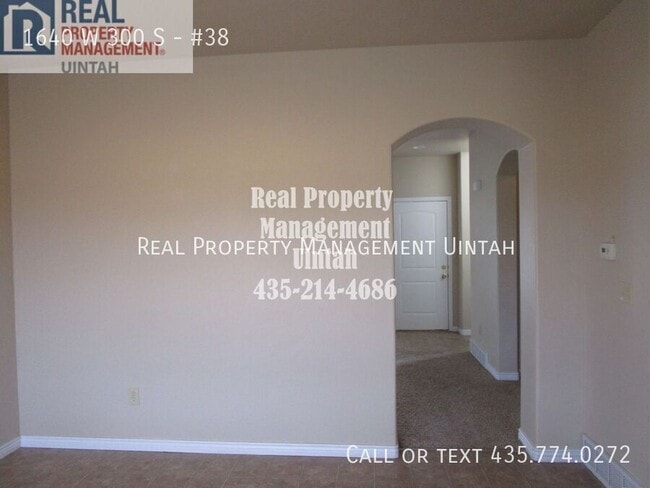 Building Photo - 1640 W 300 S