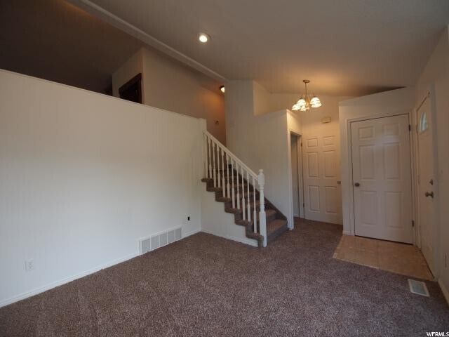 Building Photo - 1448 Willow Valley Dr
