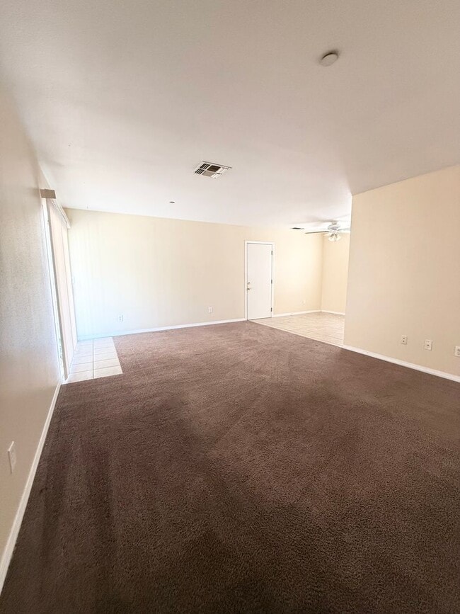 Building Photo - 7028 Cholla Ave