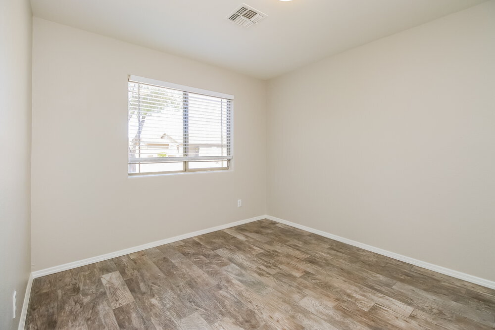 Building Photo - 30617 N Desert Star Dr