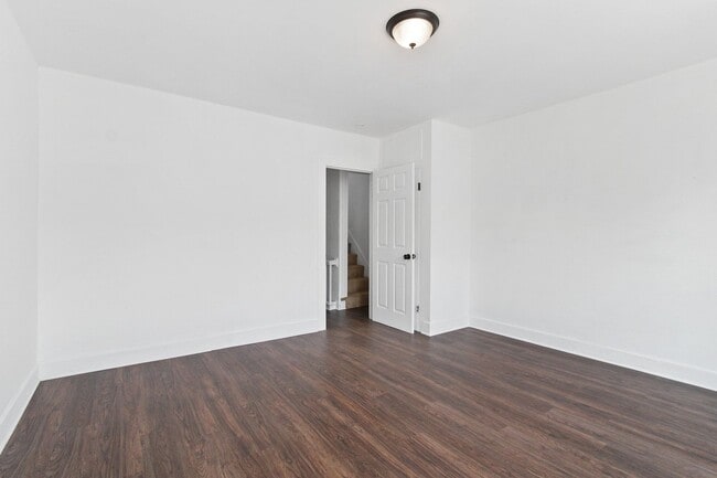 Building Photo - Coming Soon! Spacious 4 Bedroom, 1.5  Bath...