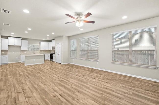 Building Photo - 1156 Autumn Heather Dr