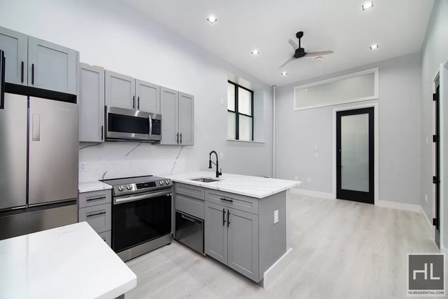 Building Photo - 195 Stanton St