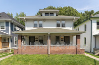Building Photo - 1125 N Dearborn St