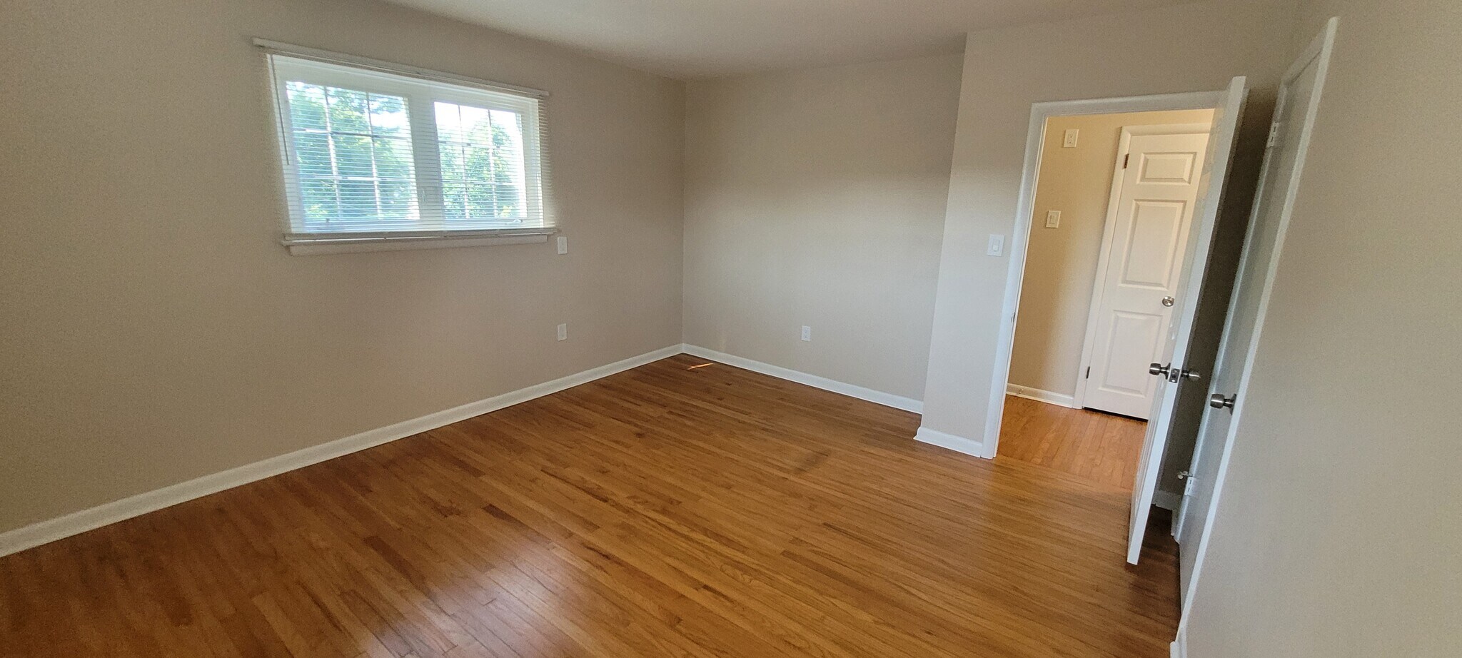 Primary Bedroom - 270 Riverview Rd