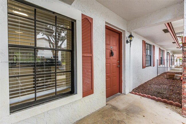 Building Photo - 2474 NW 89th Dr