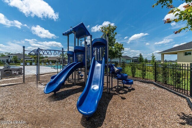 Building Photo - 6326 Hanfield Dr