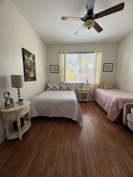 Master bedroom - 23746 SW 111th Ct