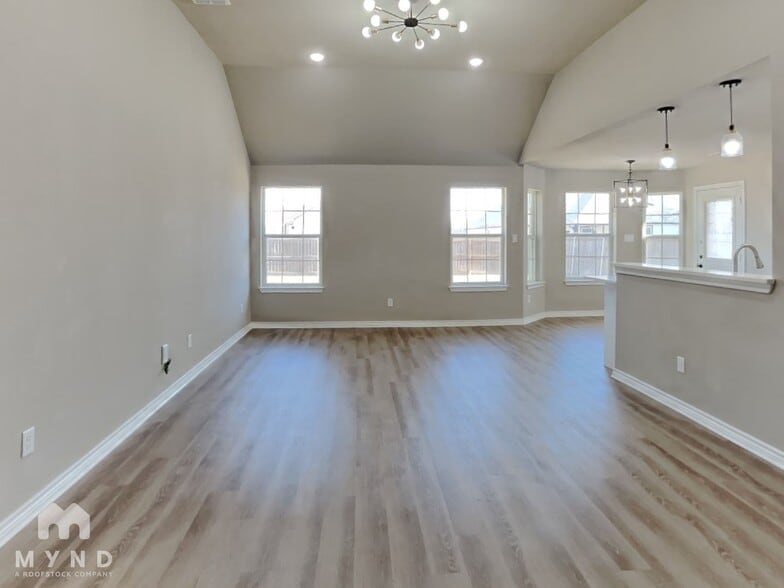 Building Photo - 5401 Ashworth Ct