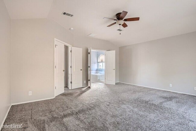 Building Photo - 4 br, 2.5 bath House - 3632 Sumter Glade UNIT