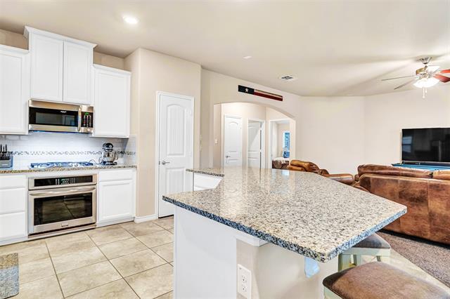 Building Photo - 10100 Levelland Pl