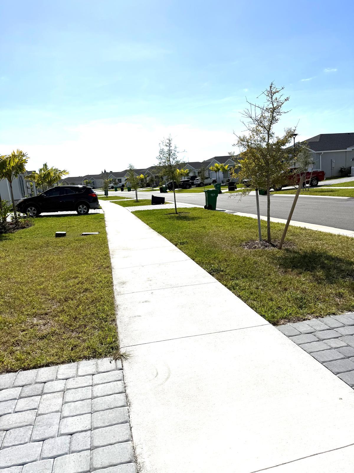 Building Photo - 8996 Dahlia Cir