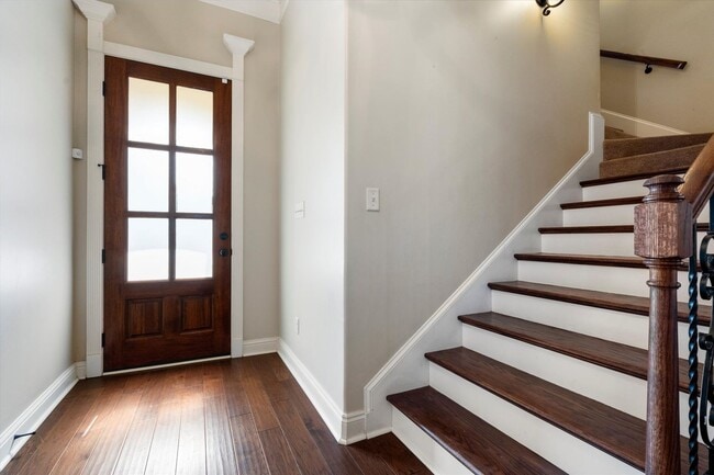 Building Photo - UPCOMING LISTING-CUSTOM BUILT HOME IN PINEHURST