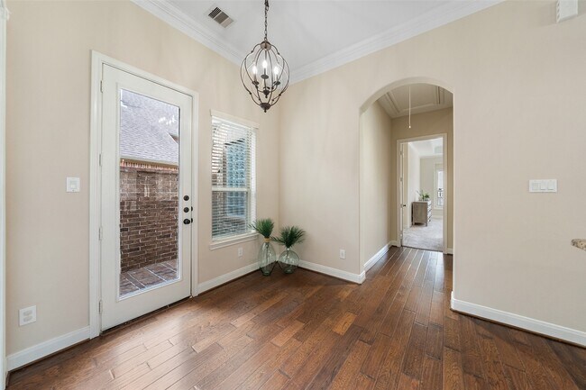 Building Photo - 34 Danby Place