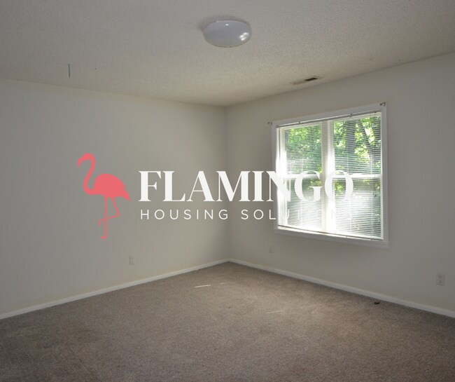 Building Photo - 2222 Grierson Pl